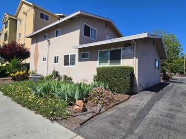 Main picture of 3579 Agate Dr