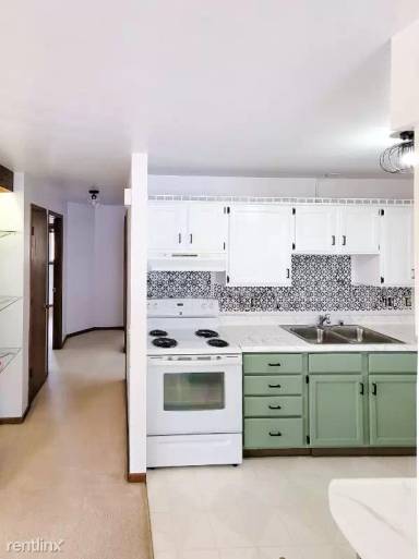 Main picture of 523 Seminole Way