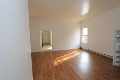 Main picture of 107 Madison St