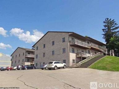 Main picture of 910 Willowdale Rd