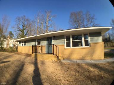Main picture of 1727 Monte Sano Blvd SE