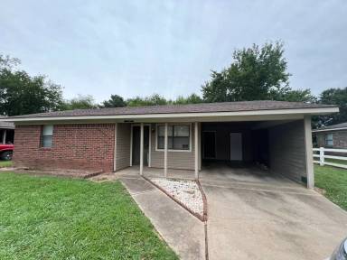 Main picture of 111 S 43rd St