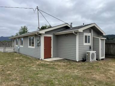 Main picture of 1755 Glendale Dr