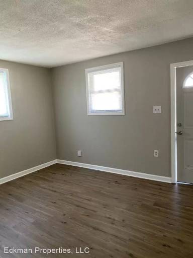 Main picture of 938 Detroit Ave