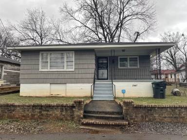 Main picture of 340 Kappa Ave S
