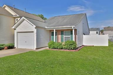 Main picture of 5875 Ridge Stone Way