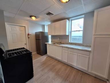 Main picture of 67 Greenkill Ave