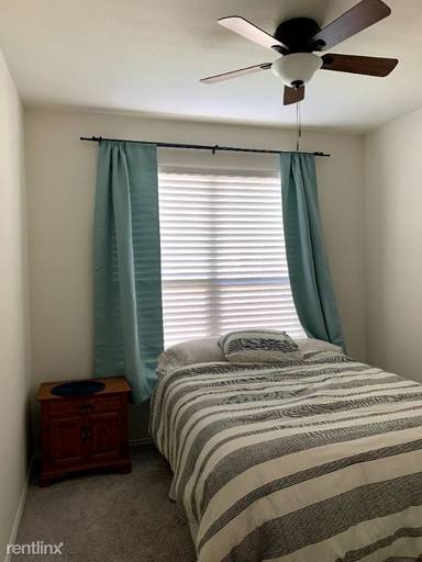 Main picture of 16506 Brogan Ln