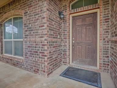 Main picture of 6711 Hall of Fame Blvd