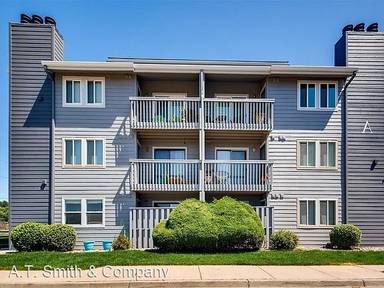 Main picture of 8100 W Quincy Ave
