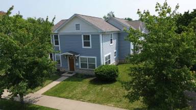 Main picture of 809 3rd St