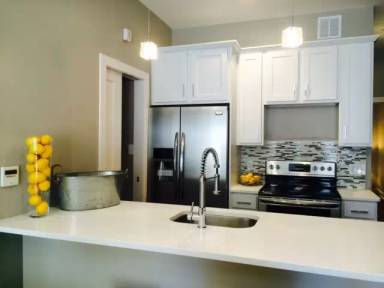 Main picture of 130 Locust - 3