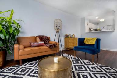 Main picture of 400 East Ohio Condominium