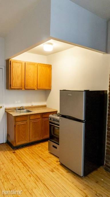Main picture of 203 Chrystie St