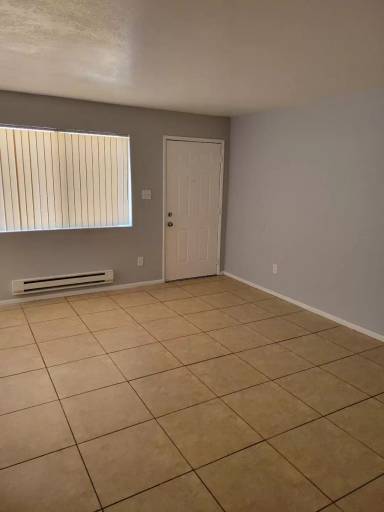 Main picture of 221 E Olive St