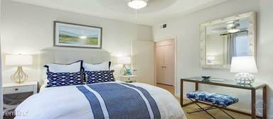 Main picture of 834 Las Puertas
