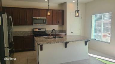 Main picture of 1095 Purdue Ct