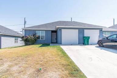 Main picture of 235 N Mary Jo Dr