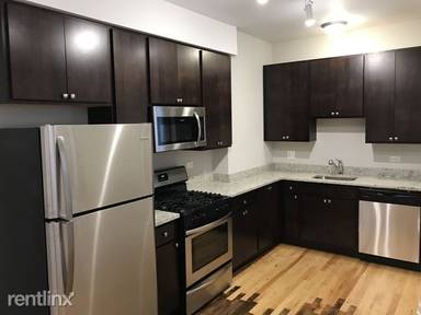 Main picture of 3501 W Leland Ave