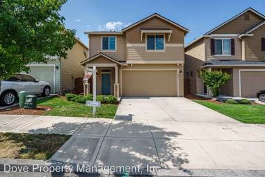 Main picture of 7404 NE 32nd Ave