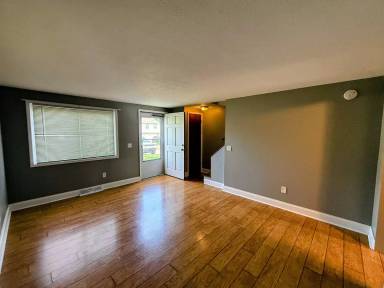 Main picture of 1029 Orchard Ave NE