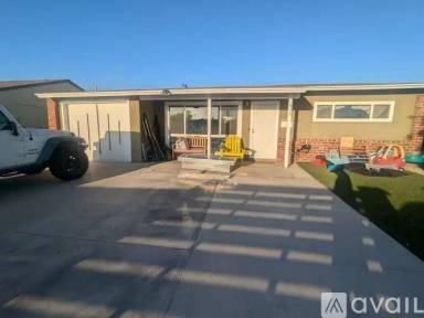 Main picture of 535 Cardiff St
