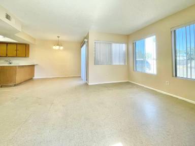 Main picture of 2845 E Grandview Rd