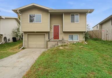 Main picture of 1907 W Apricot Ln