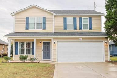 Main picture of 6909 Candlewood Dr