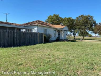 Main picture of 3261 Weatherford Hwy