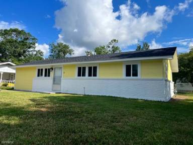 Main picture of 21 Linda Ln