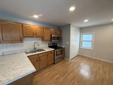 Main picture of 301 Leif Erikson Dr