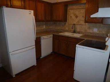 Main picture of 10 Meadowlawn Dr