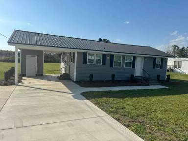 Main picture of 689 Hare Rd