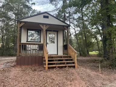 Main picture of 164 Private Road 521