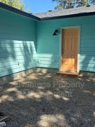 Main picture of 3605 Sea Mist Ave