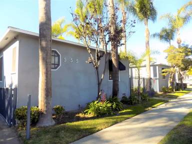 Main picture of 555 Walnut Ave