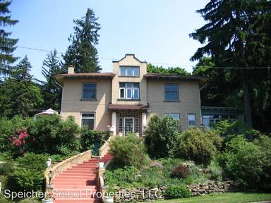 Main picture of 301 Diamond Blvd