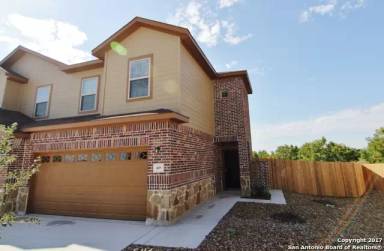 Main picture of 402-34 Creekside Curv