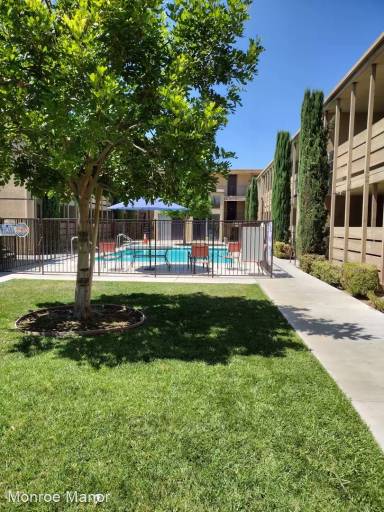 Main picture of 8715 Magnolia Ave