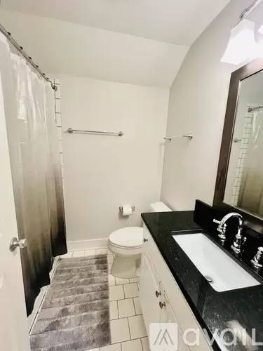 Main picture of 2708 Belmont Blvd