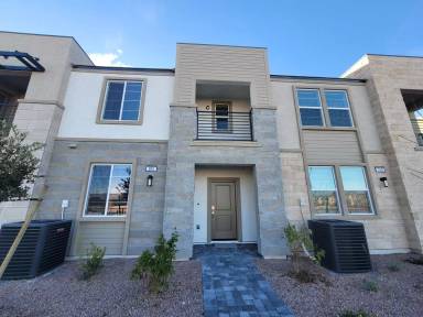 Main picture of 862 Bronzite St