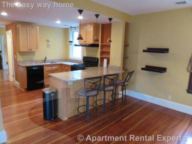 Main picture of 11 Chapel St