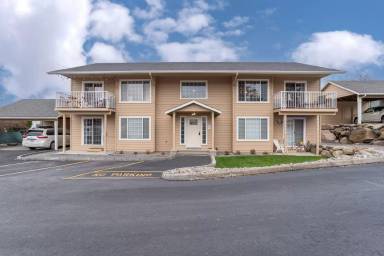 Main picture of 1011 N Baker Ave