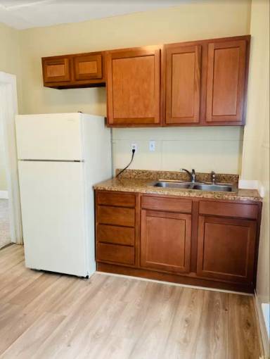 Main picture of 4436 Grand Ave