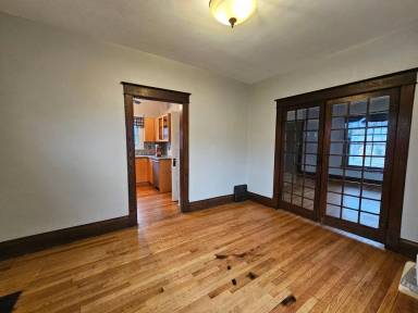 Main picture of 515 17th St NE