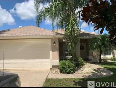 Main picture of 929 Mackinaw Trl