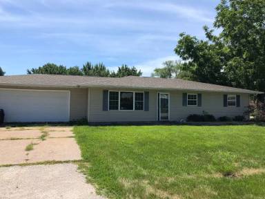 Main picture of 604 8th Ave