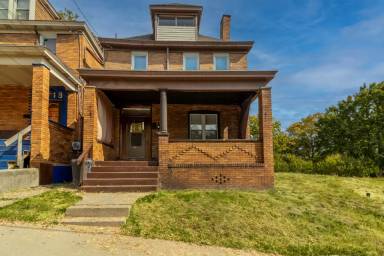 Main picture of 4016 Vinceton St