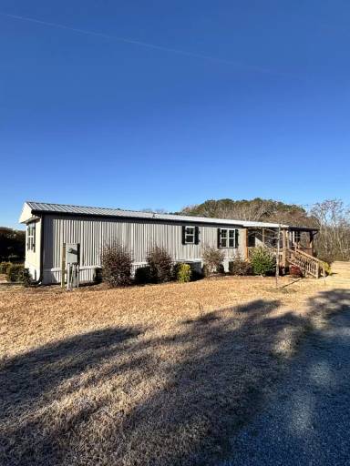 Main picture of 828 Woodall Dairy Rd
